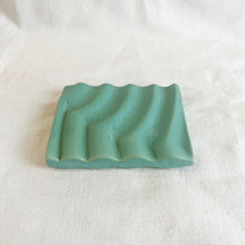 BIMAL Stoneware Ridged Rectangular Soap Dish