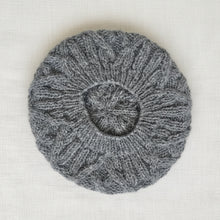 HEMANTA Cable Handknit Wool Jersey Lined Beret Hat Light Grey