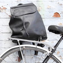 BATA Stylish Versatile Leather Rucksack Backpack