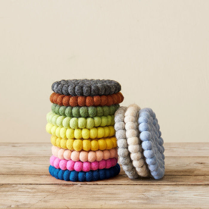 ASIK Handmade Eco Felt Ball Coaster Vase Mat