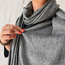 HARIHAR Soft Herringbone Felted Merino Wool Scarf Chilli Brown