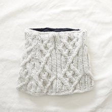 HIRA Cable Handknit Wool Lined Neckwarmer Scarf Cream