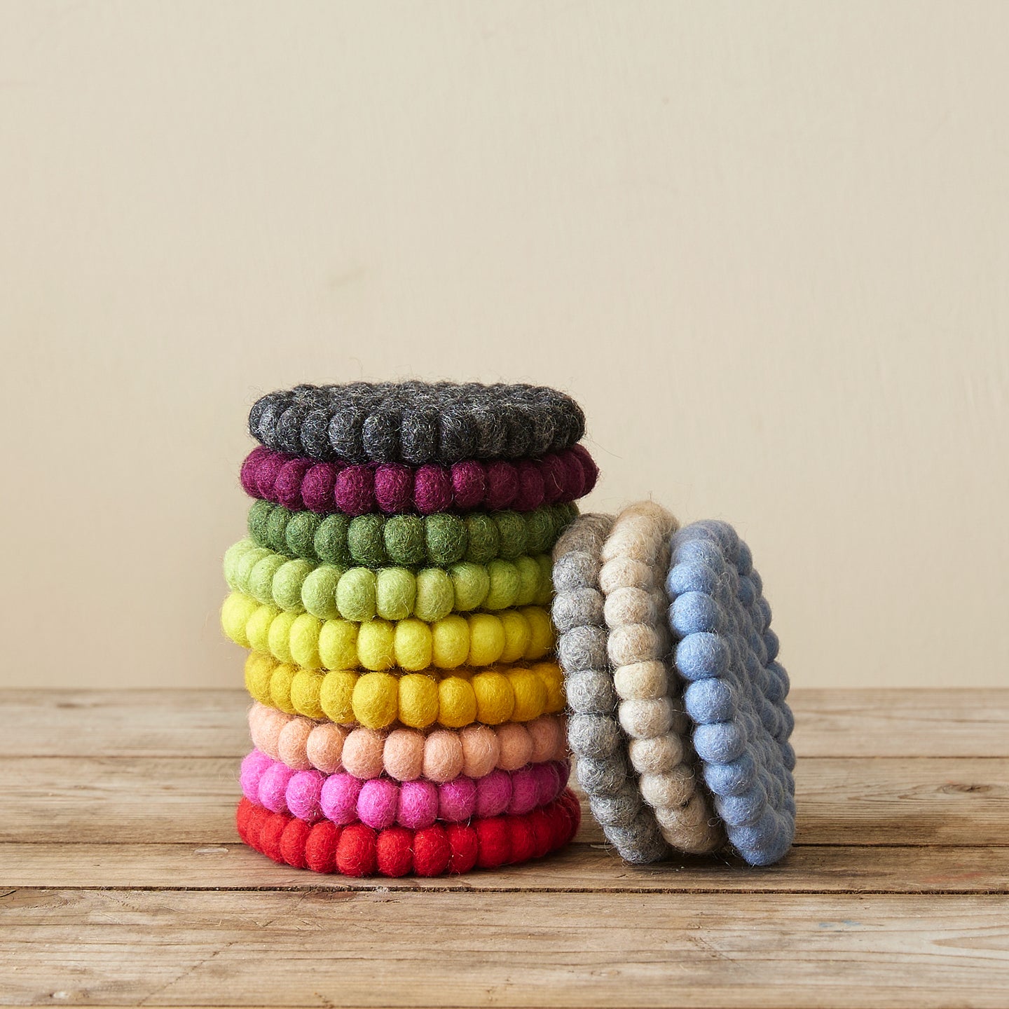 ASIK Handmade Eco Felt Ball Coaster Vase Mat