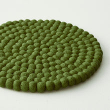 MILDO Handmade Felt Ball Table Mat Trivet Ivy Green