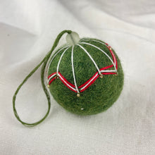 NAINA Embroidered Eco Beaded Felt Bauble Art Deco Set 3 Christmas