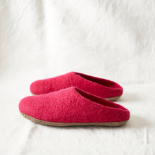 Pomegranate pink felted wool MITA mule slippers with suede soles, handmade by AURA QUE.