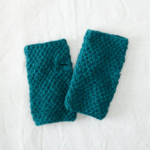 VARGA Vegan Banana Wristwarmer Fingerless Gloves Teal Green