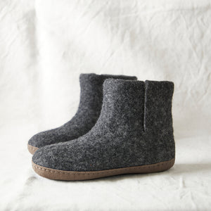 Slipper boots 2025 with hard sole
